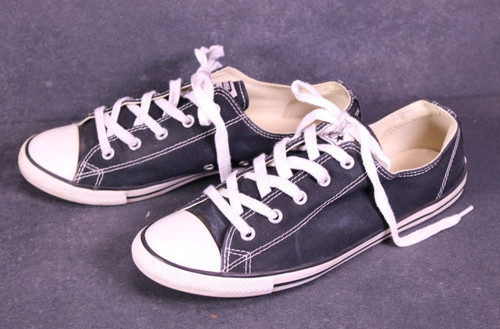 Converse sneaker chucks all - chucks,