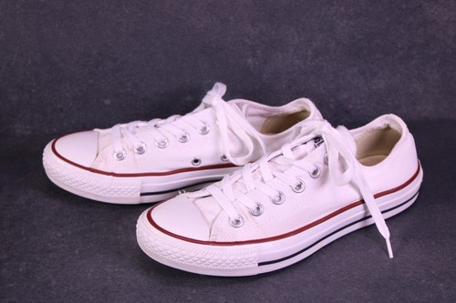 Converse sneaker chucks all - chucks,